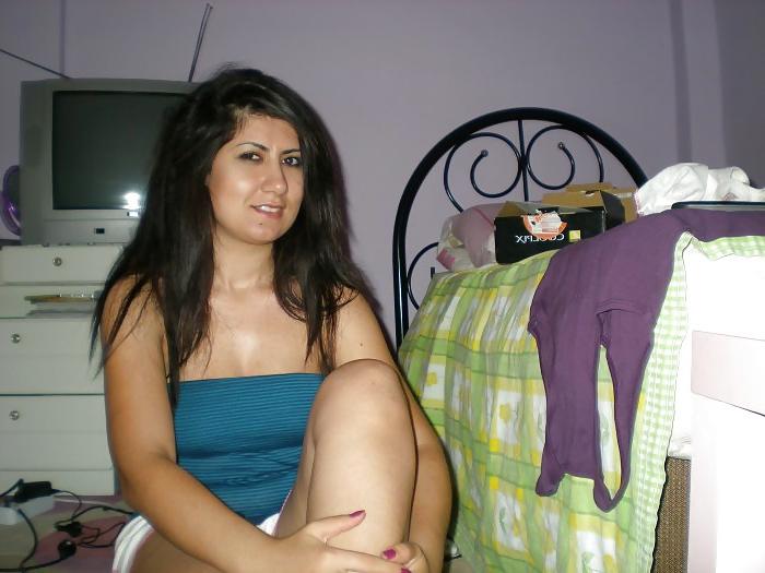 25P FAKE AND CUM on this slutty turkish teen she need it 