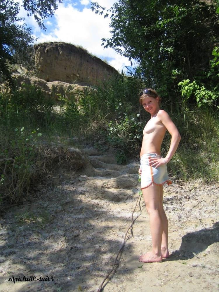 25P beach girls