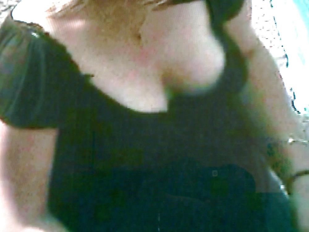 4P Downblouse no bra