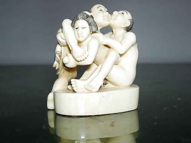 25P Small Porn Scuptures - Japanese Netsuke and Ivory Carvings