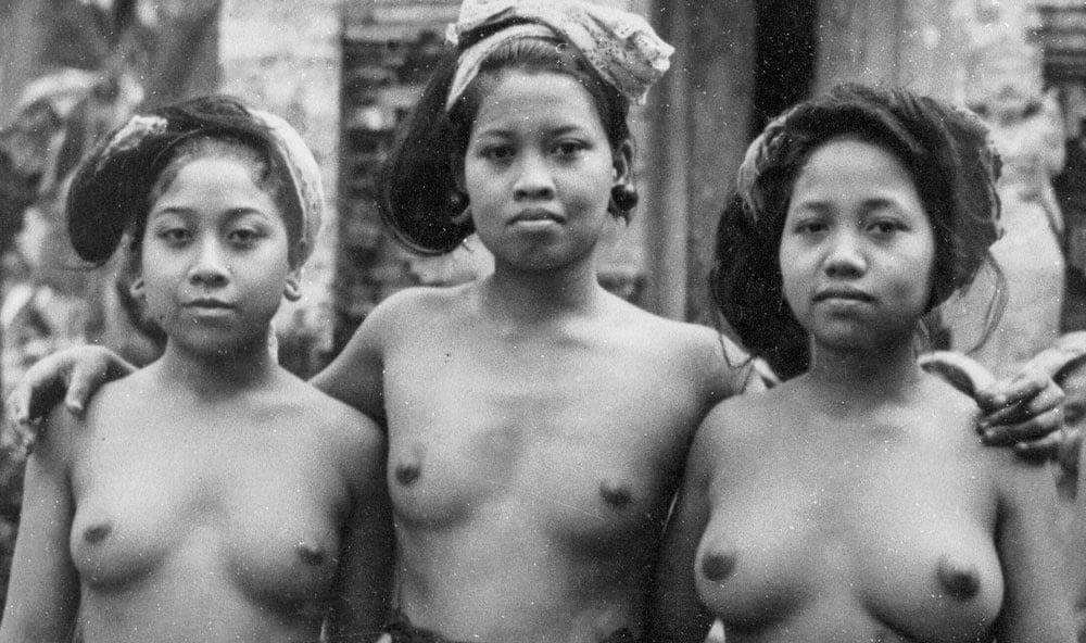 17P Amazing Vintage Phtos of Lovely Women