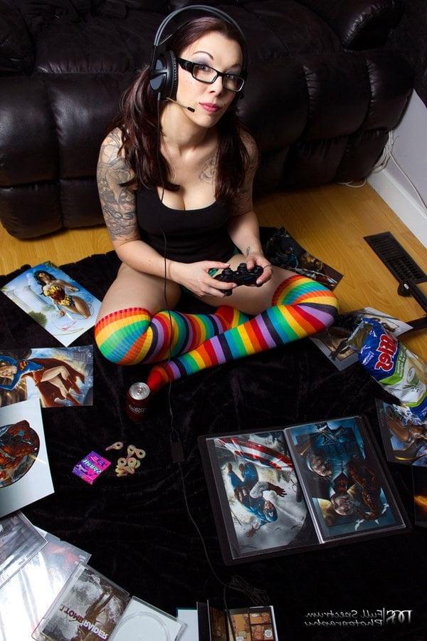 15P nerdy girls vol.4