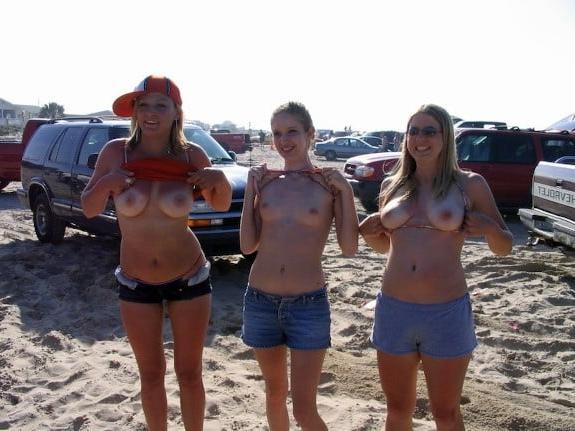 25P Groups of Nude Girls 004