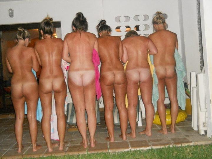 25P Groups of Nude Girls 004