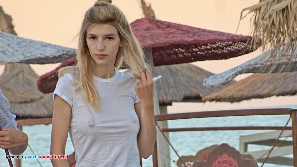 25P No Bra 19