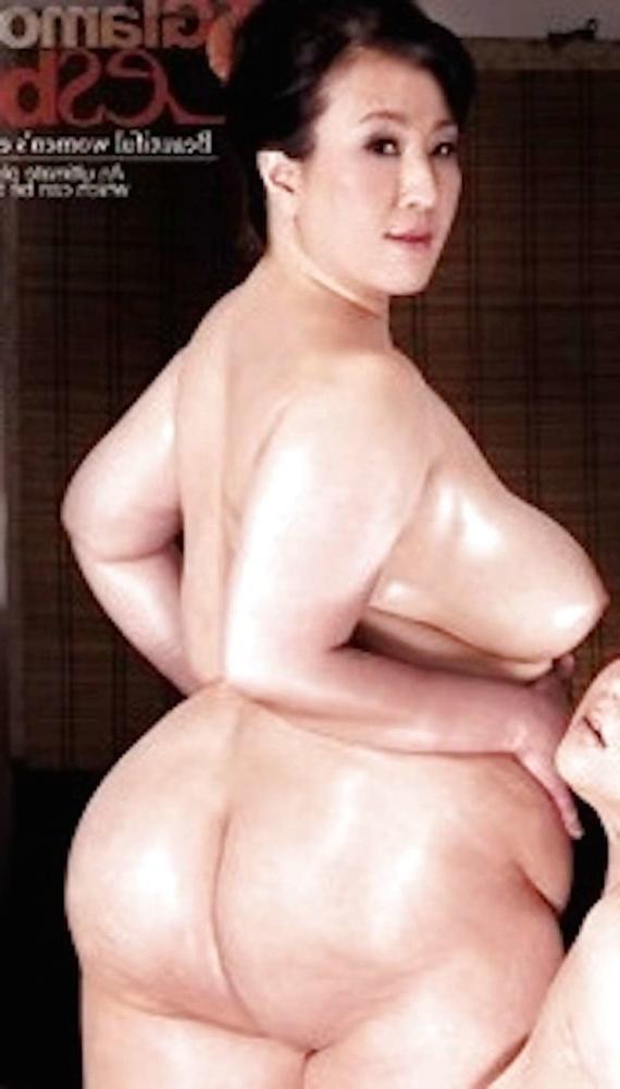 19P Mature Japanese BBW