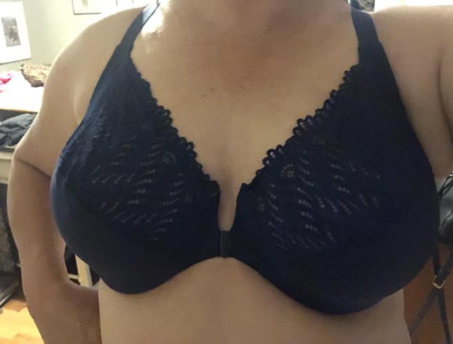 7P Amateur Bra Self Pics