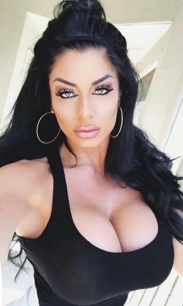 25P Amazing Bimbos - Horny Plastic &amp; Fake Tits Sluts 46