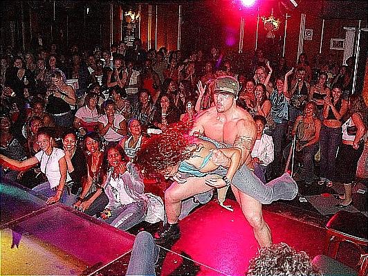 12P CFNM Real Party at club