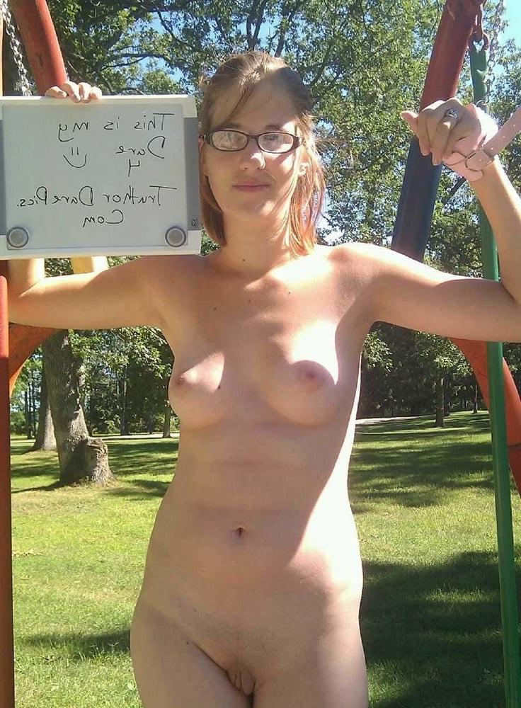 24P NERDY GIRLS 2