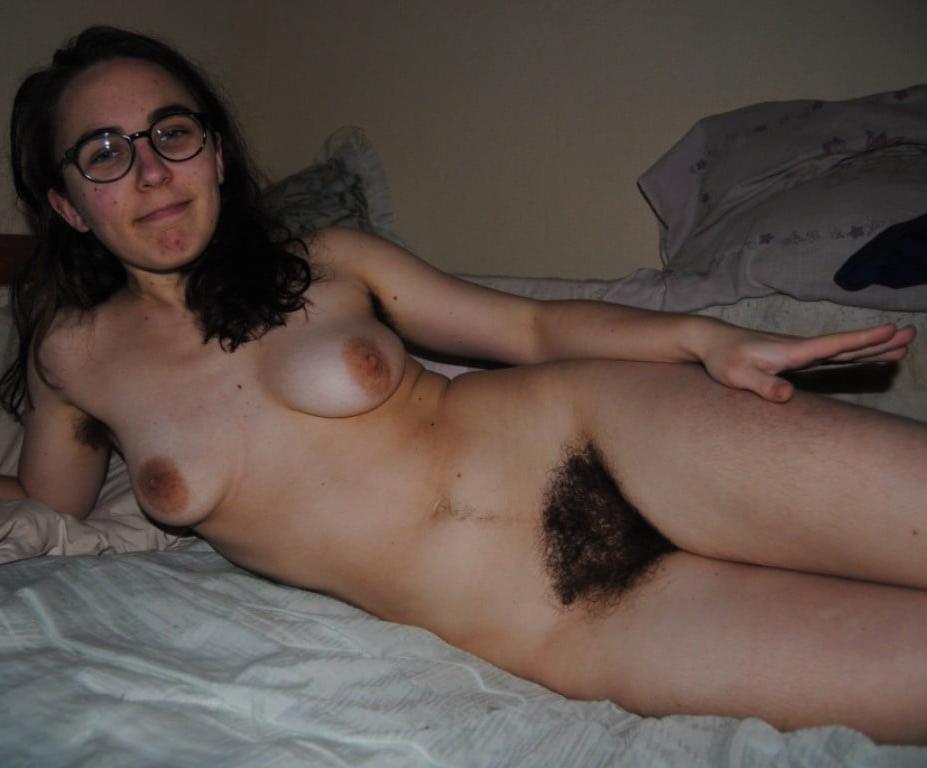 24P NERDY GIRLS 2