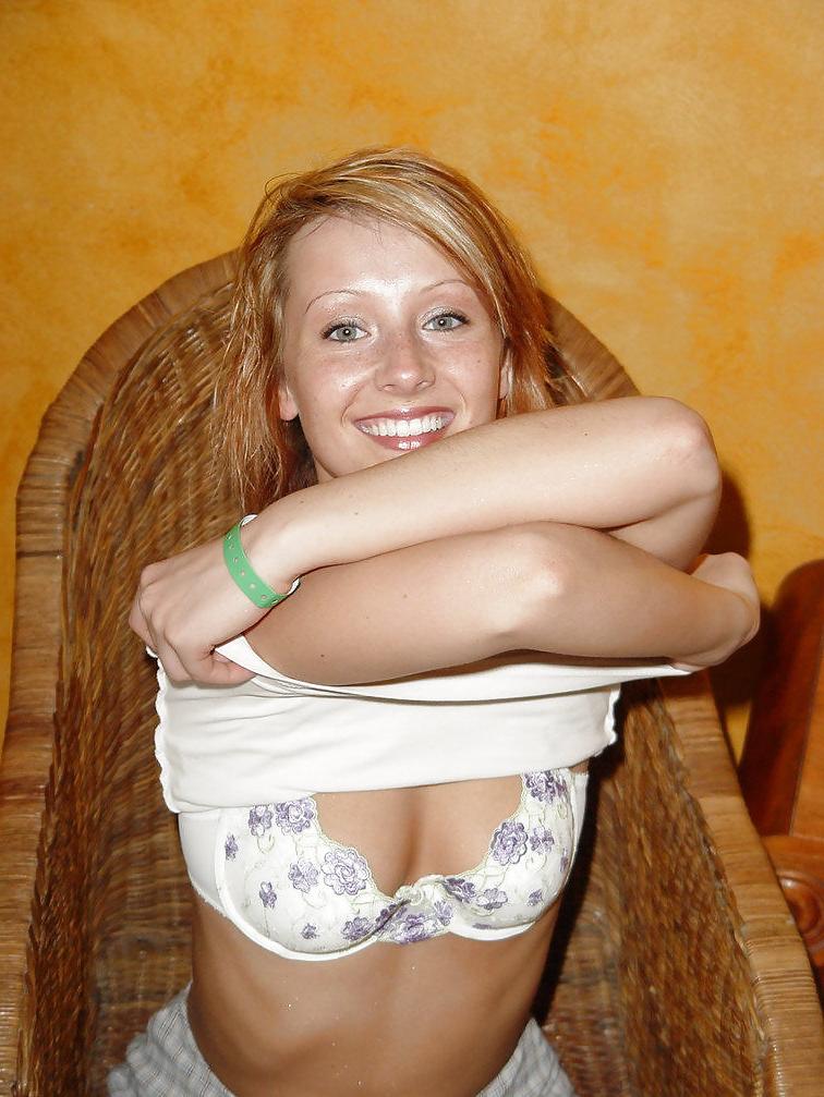 25P AMATEUR GIRLFRIEND 50