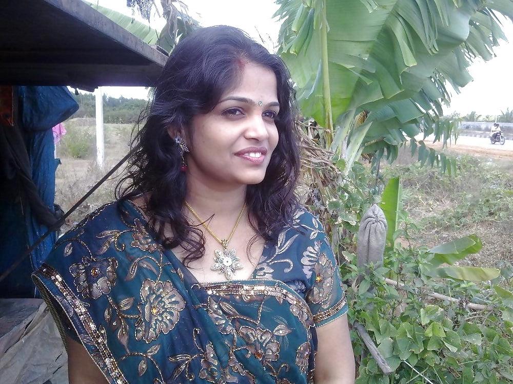 25P desi cheating wife