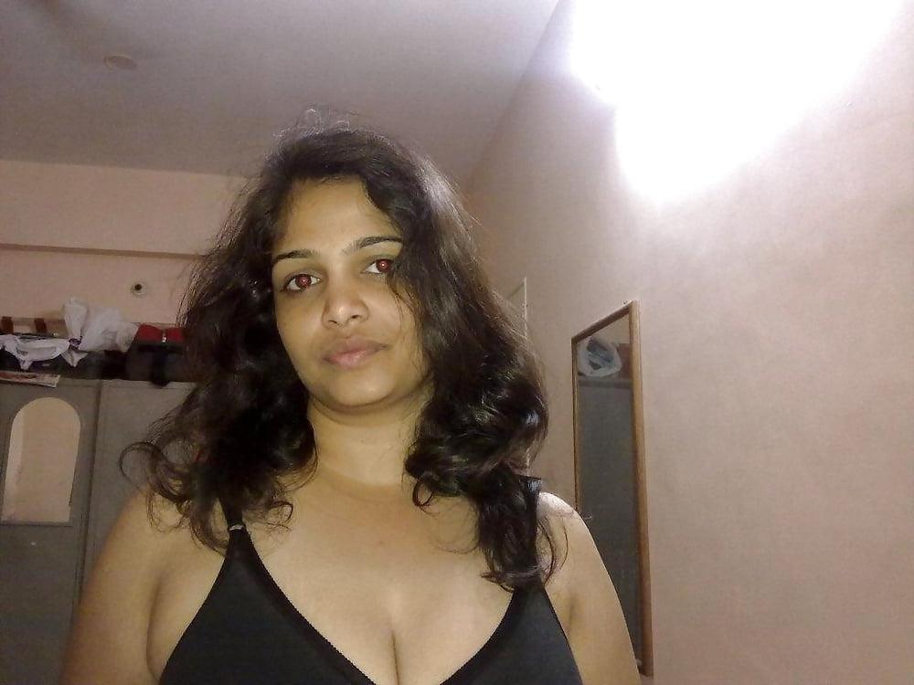 25P desi cheating wife
