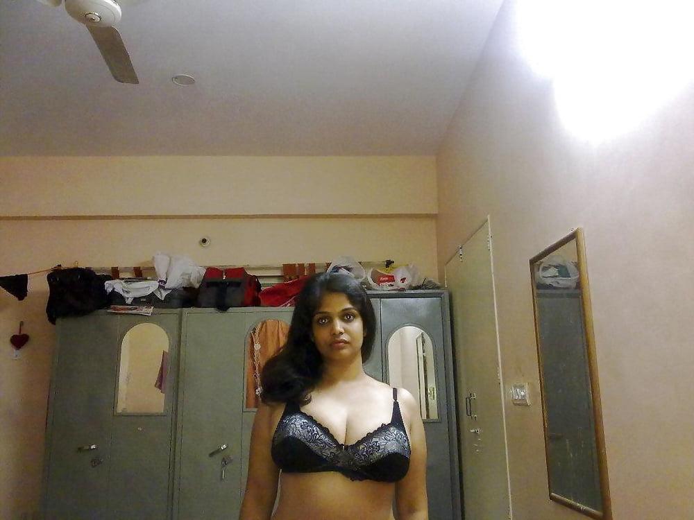 25P desi cheating wife