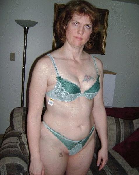 25P amateures and matures in bra and panty mix 2