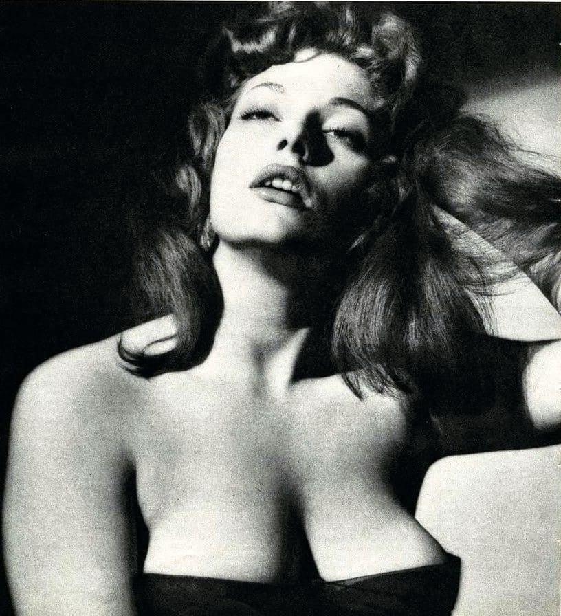 25P VINTAGE CELEBS AND BEAUTIES 3