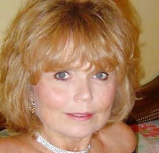 25P Mature Faces To Jerk To