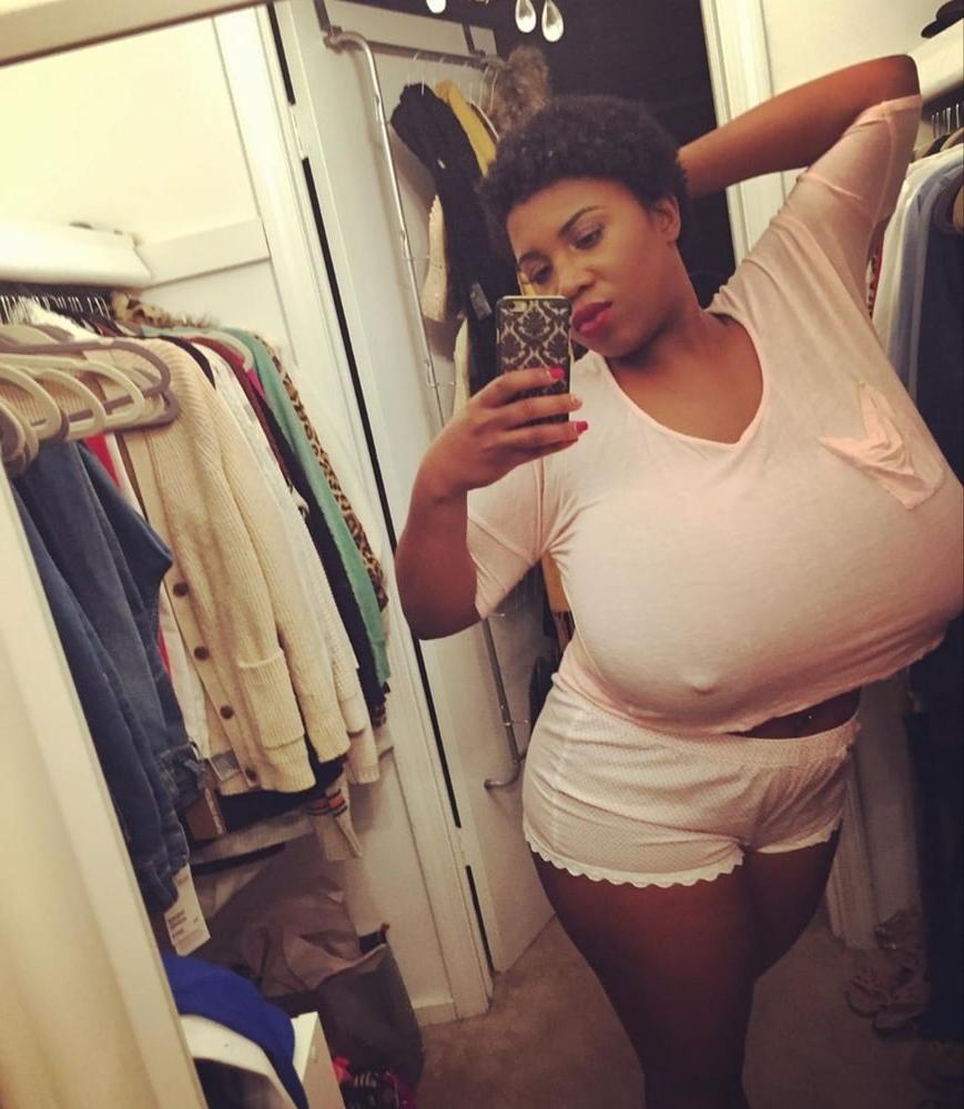 12P NO BRA club HUGE BOOBS and JUICY JUGGS edition 8