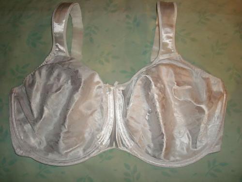 25P Used mature bra