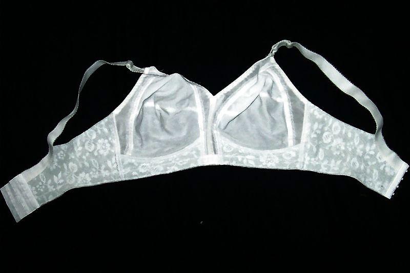 25P Used mature bra