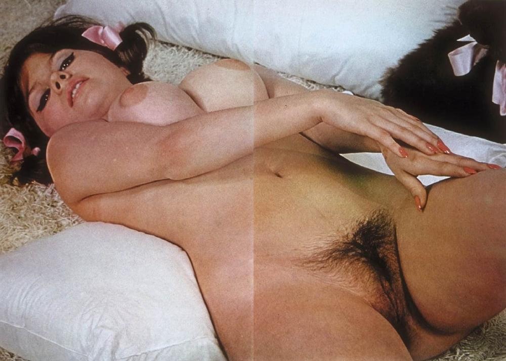 25P Vintage Retro Porno - Private Magazine - 003