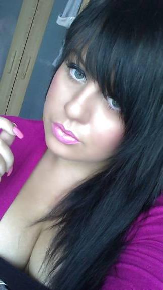 25P Faces that deserve facials