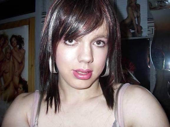25P Faces that deserve facials
