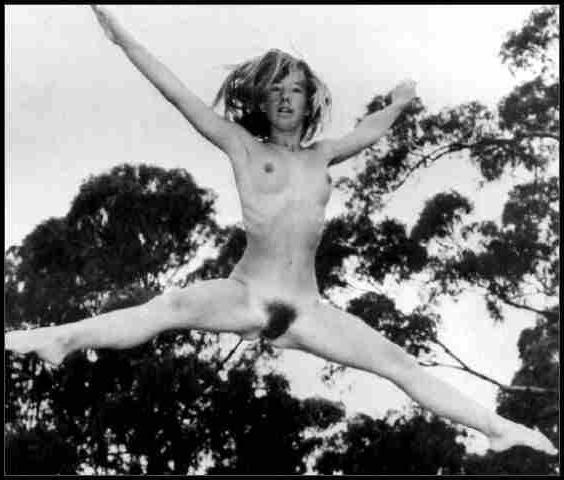25P Vintage Nudists 21