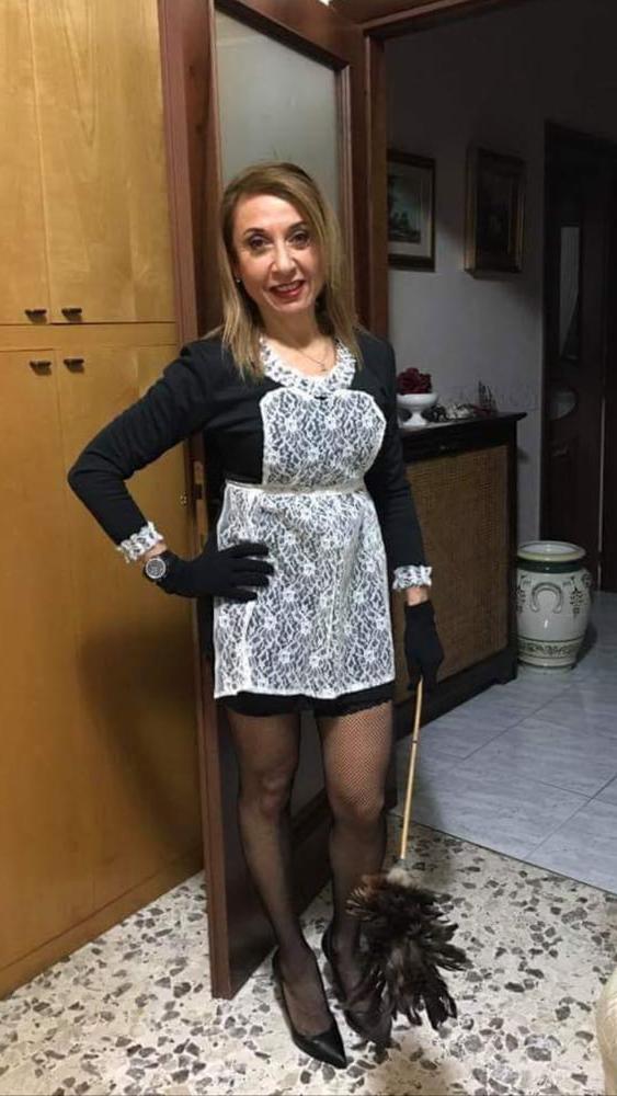 25P Sexy MILFs and GILFs Wearing Tights 20