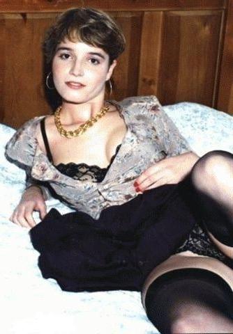 25P WNE 913 - Vintage Slut