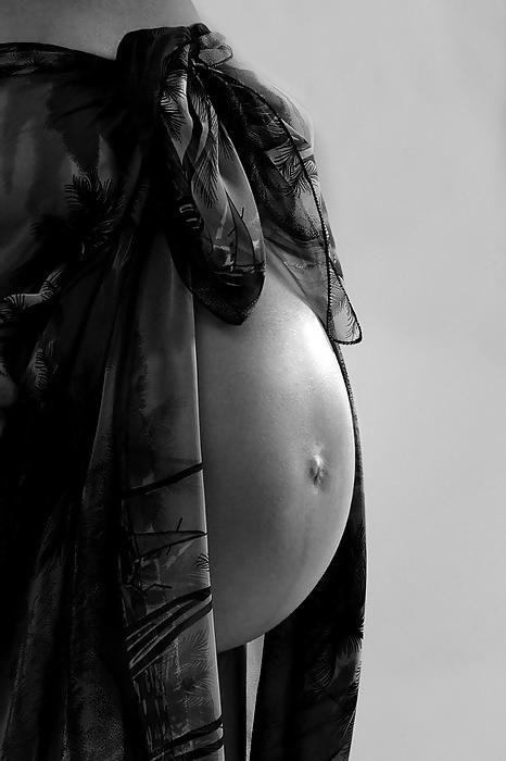 25P The beauty of pregnant women