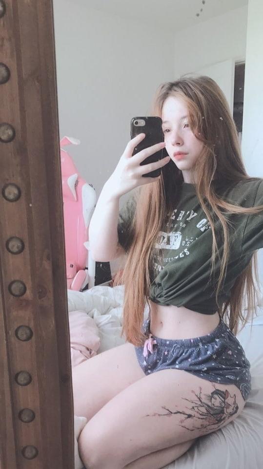 25P white teen with innocent face and a very hot body 3+surprise