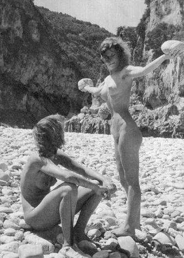 25P Vintage Nudists 20