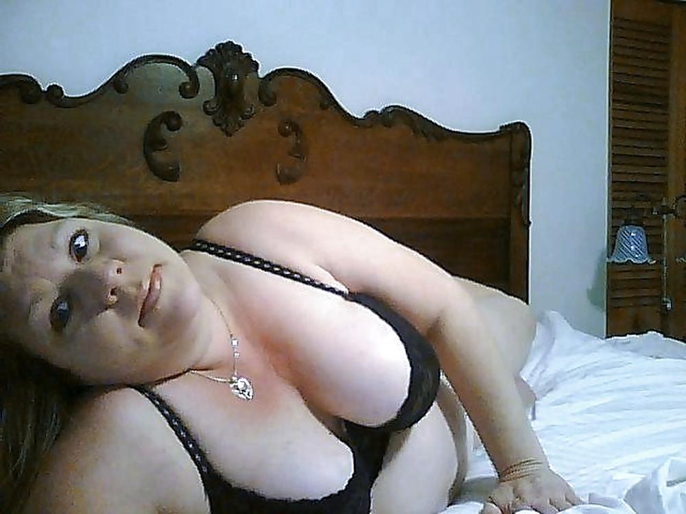 25P Chubby MILF Wife Marie Bra and Panties