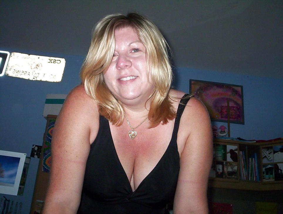 25P Chubby MILF Wife Marie Bra and Panties