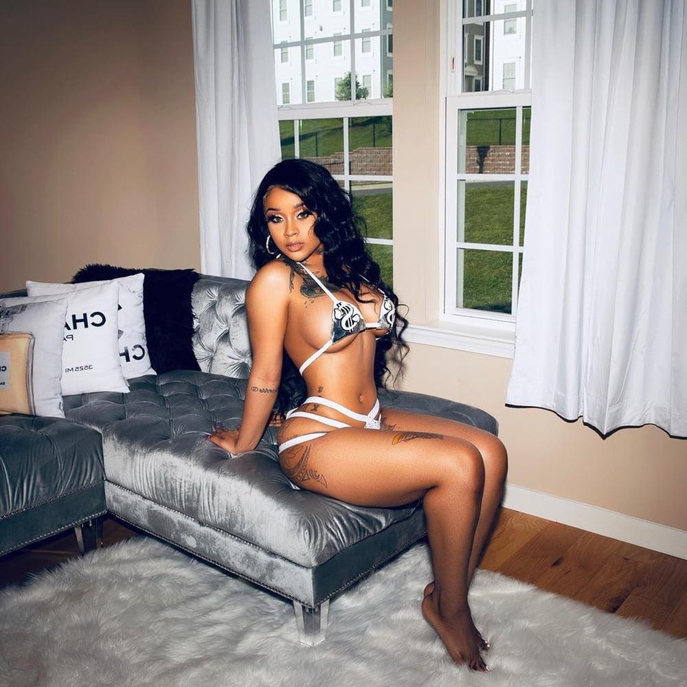 25P Sexy Thick Women 14