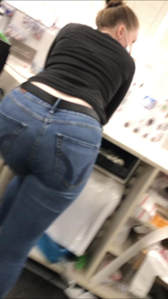 25P No Bra