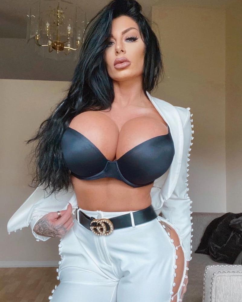 25P Amazing Bimbos - Horny Plastic &amp; Fake Tits Sluts 40