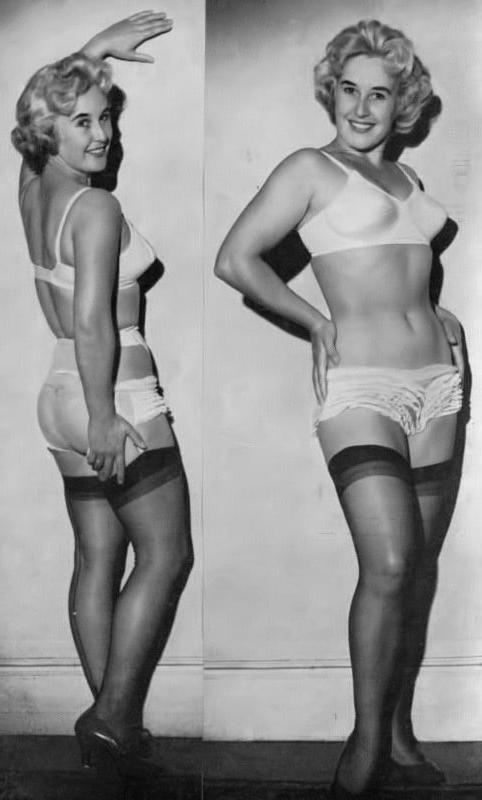 25P Vintage Stockings 75