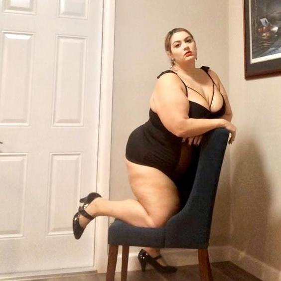 25P Pretty BBWs and fatties from fashion blogs #7