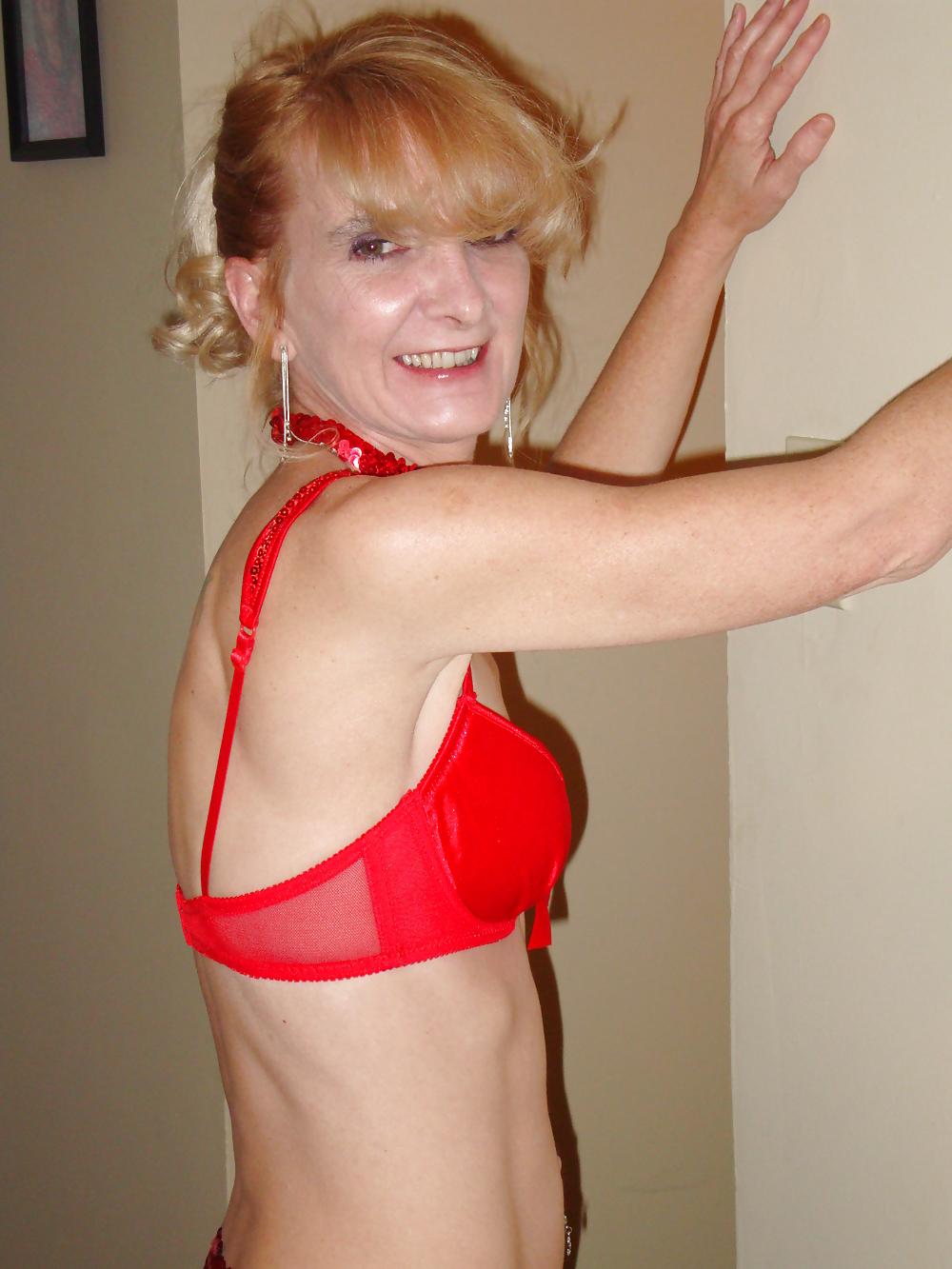 16P Virginia Gets Ready For Her First Gangbang!