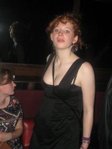 25P Cheating nurse Becca, 30 yo from London UK