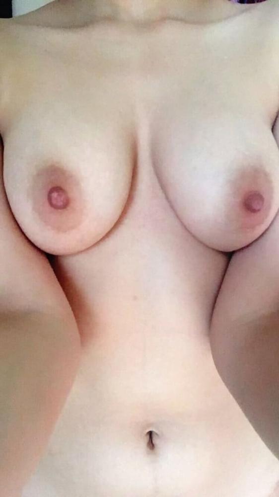 17P Hot Girlfriend