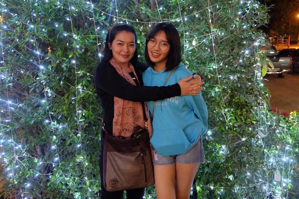 19P thai wife