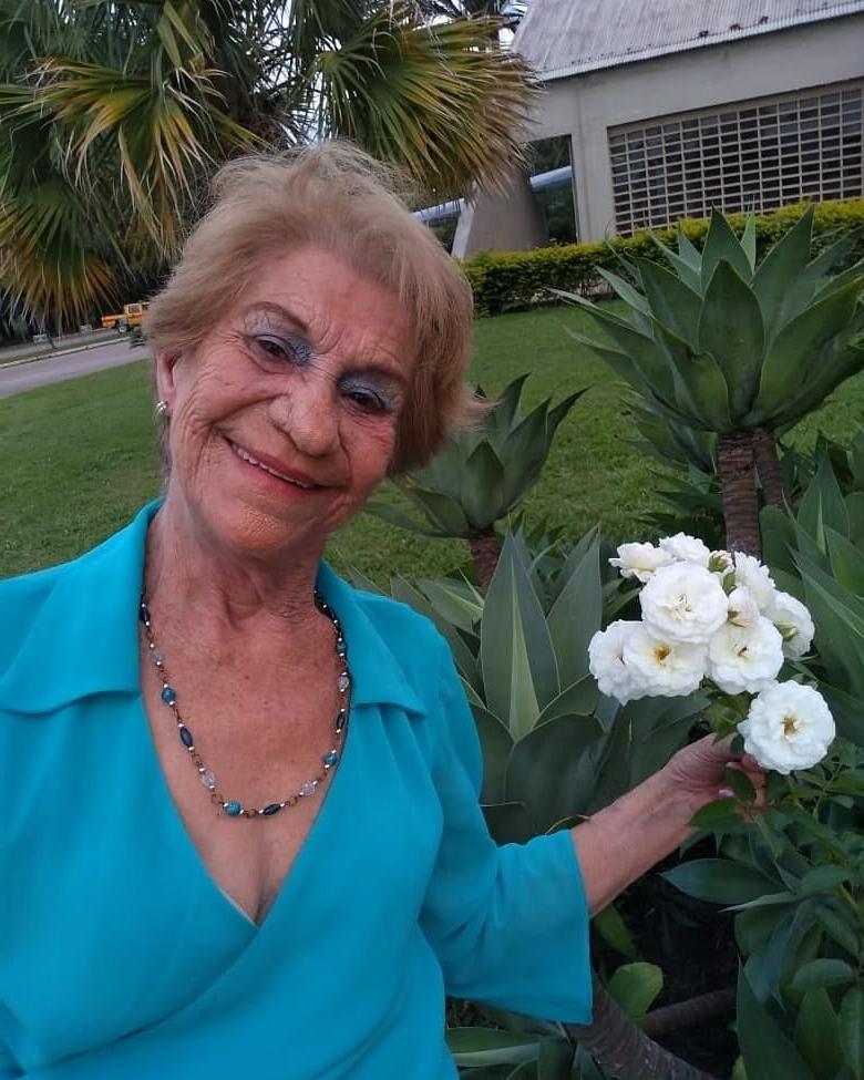 8P Coroa gostosa (hot gilf)