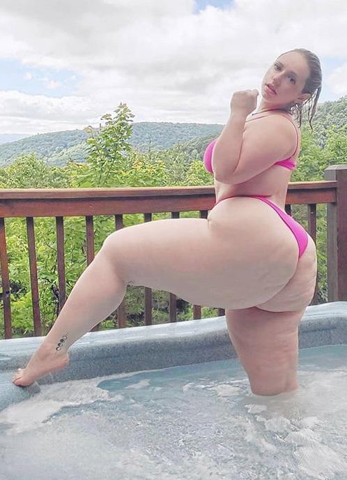 24P Thick Beauties 85