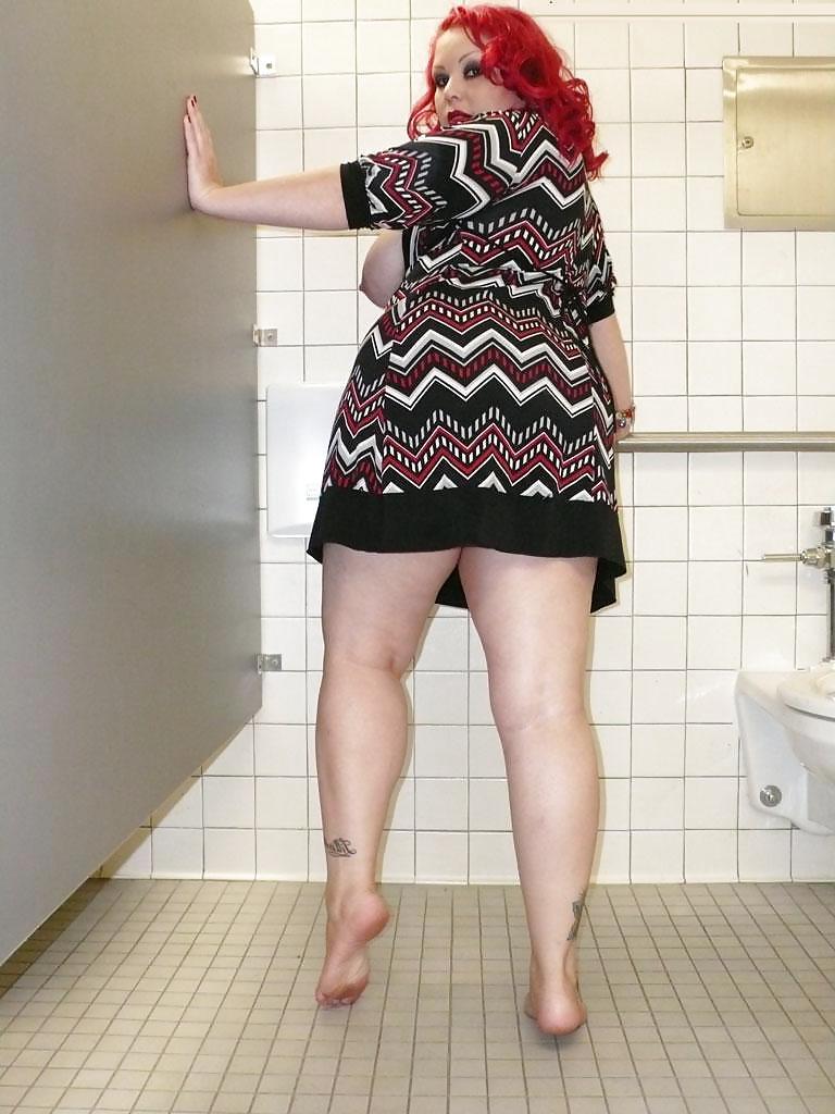 16P April washes her feet in the ladys room