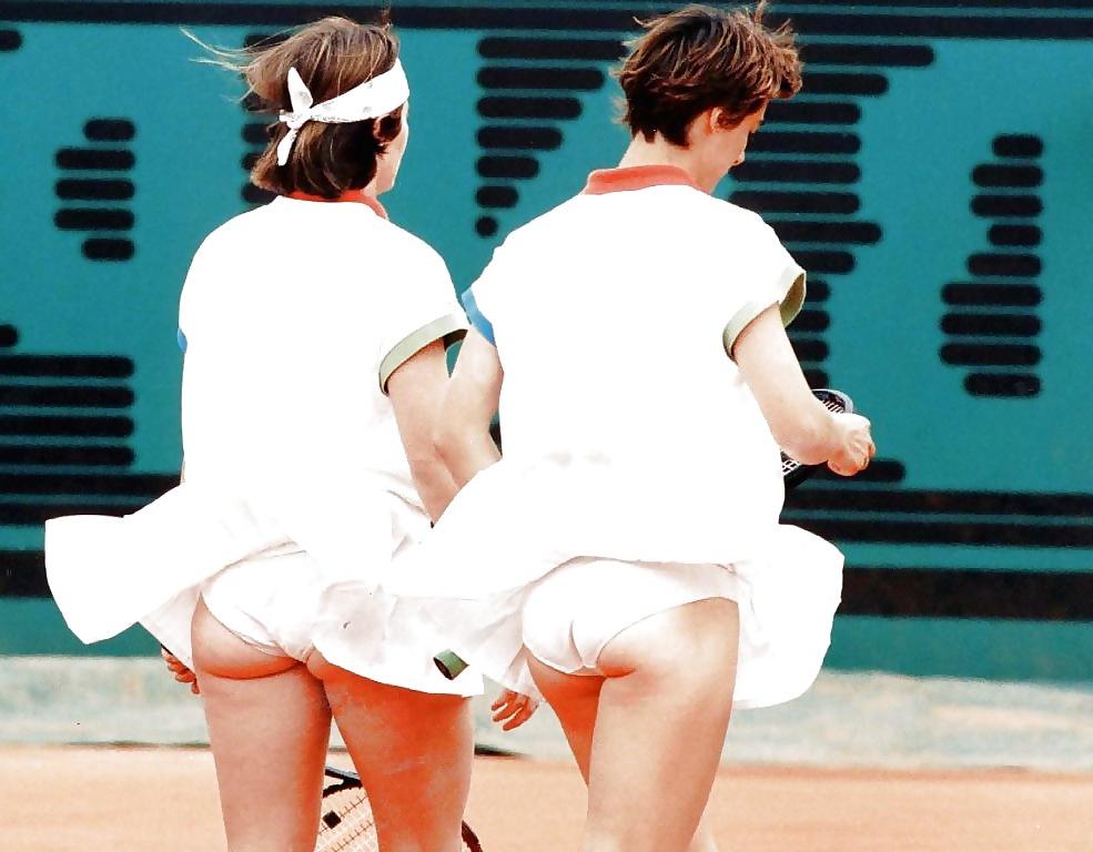 25P Beautiful Tennis Girls 5 by TROC