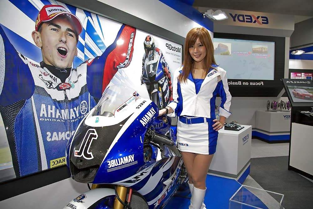 25P Japanese Race Queens #2 (Milimani)